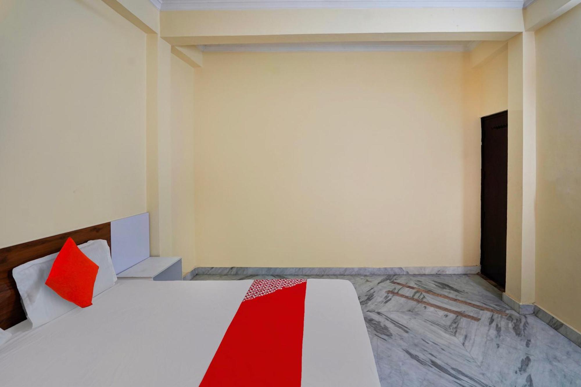 גאזיאבאד Hotel O 81617 The Pacific Hotel מראה חיצוני תמונה