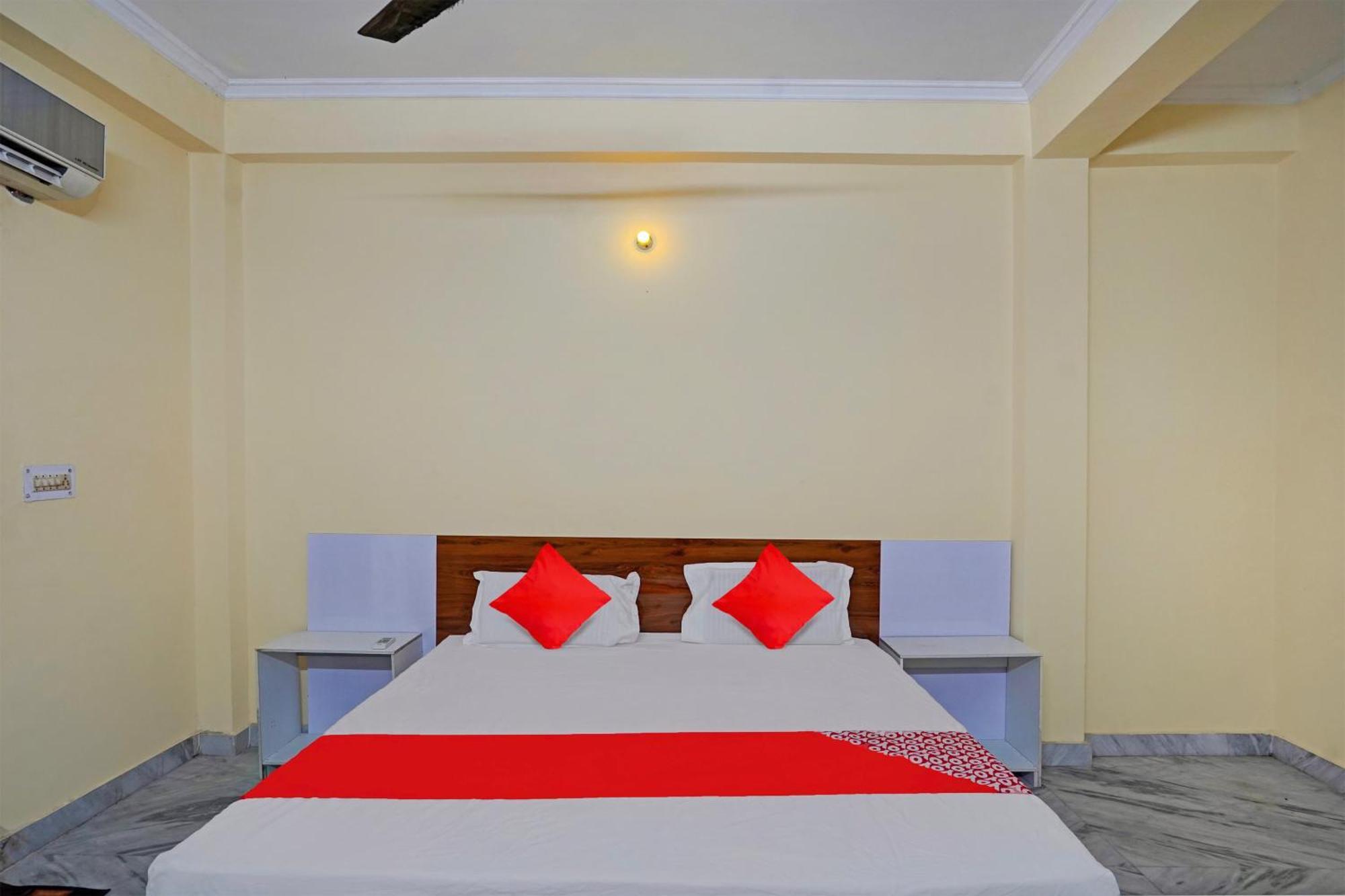 גאזיאבאד Hotel O 81617 The Pacific Hotel מראה חיצוני תמונה