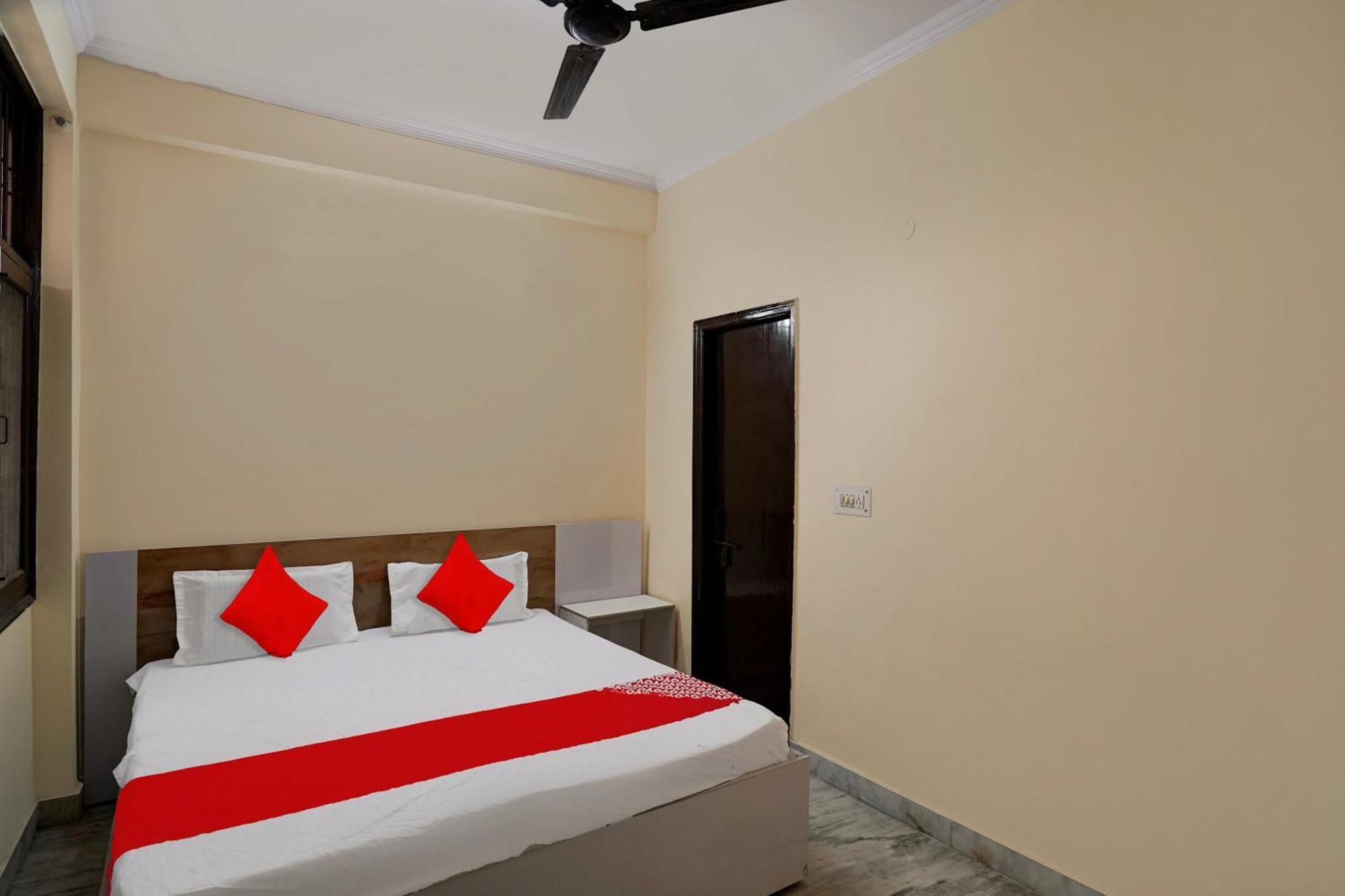 גאזיאבאד Hotel O 81617 The Pacific Hotel מראה חיצוני תמונה