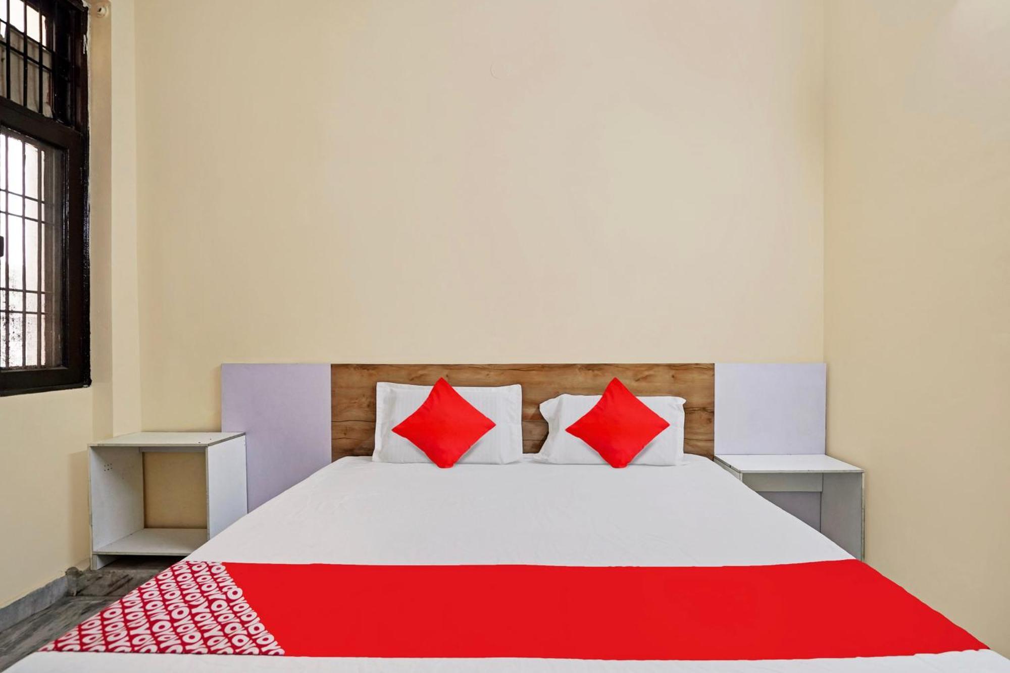 גאזיאבאד Hotel O 81617 The Pacific Hotel מראה חיצוני תמונה